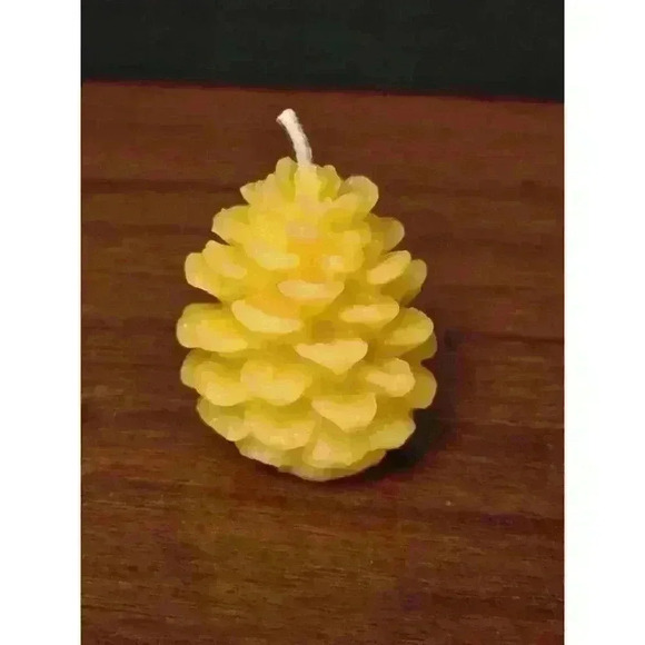 Handmade Small Pinecone Beeswax  Candle - Picture 4 of 4